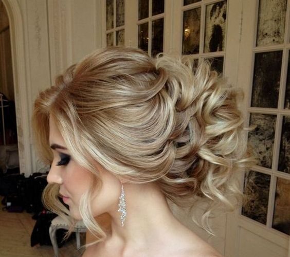 Bridal Hairstyles Summer Ideas Future Brides Should See