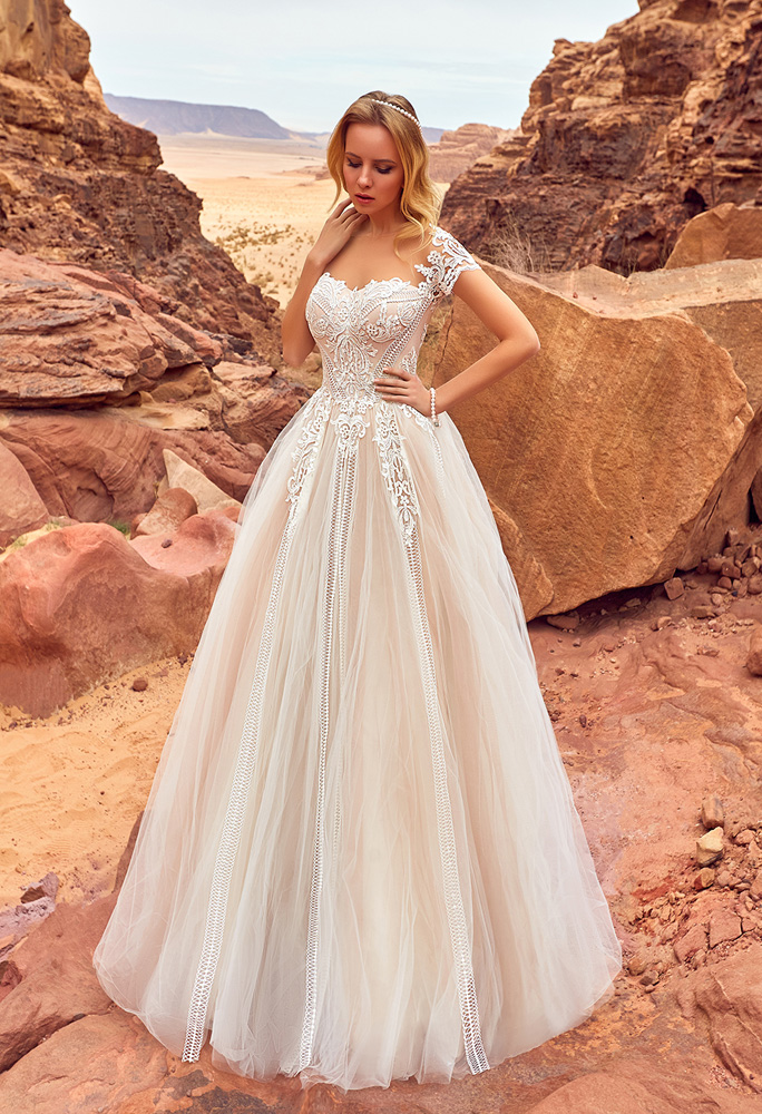 Oksana Mukha Glamorous Wedding Gowns 2018