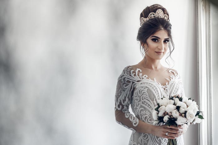 10 Flawless Bridal Hair Ideas That Suits Every Wedding Theme